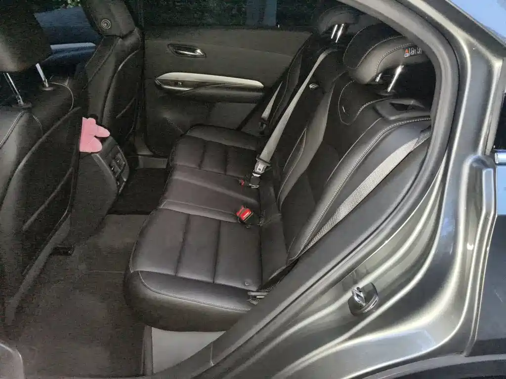 Cadillac XT4 — миниатюра 13