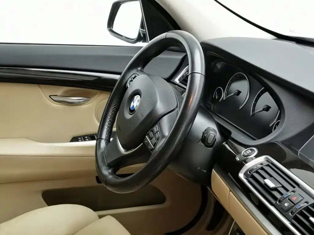 BMW 5 Series GT — миниатюра 22