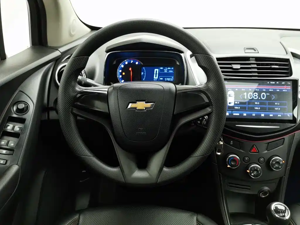 Chevrolet Trax — миниатюра 11