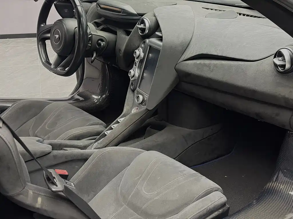 McLaren 720S — миниатюра 16