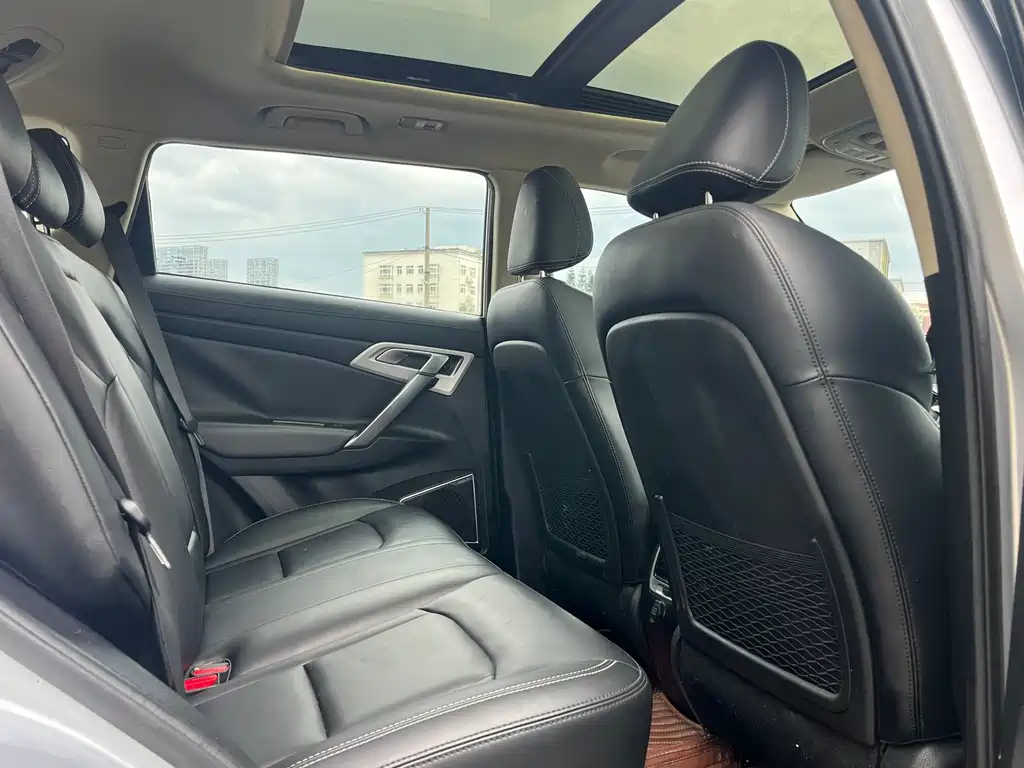 Geely Boyue — миниатюра 9