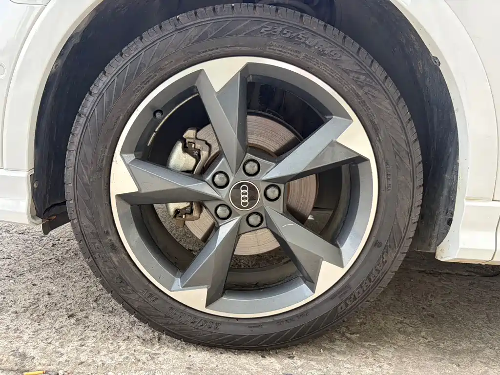 Audi Q3 — миниатюра 23