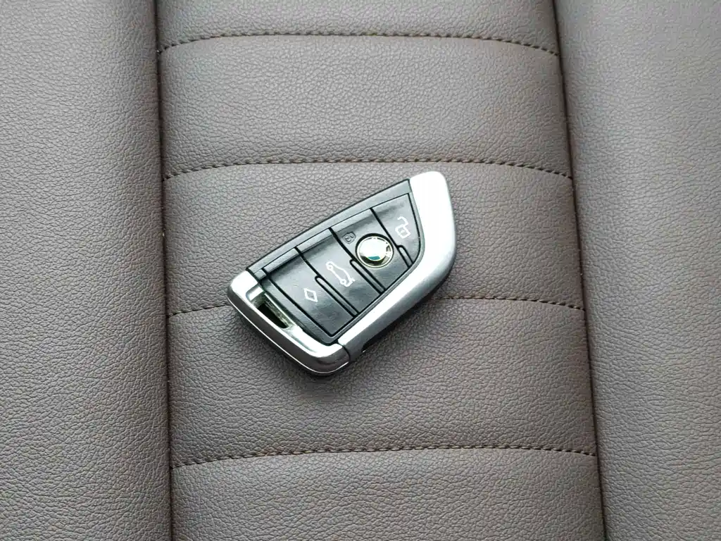 BMW 3 Series — миниатюра 12