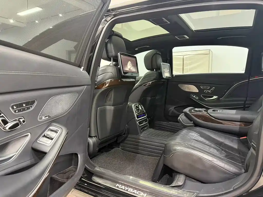 Mercedes-Benz S-Class — миниатюра 6