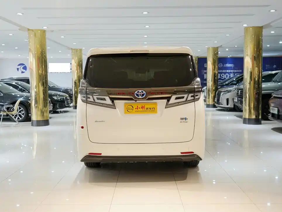 Toyota Vellfire — миниатюра 20