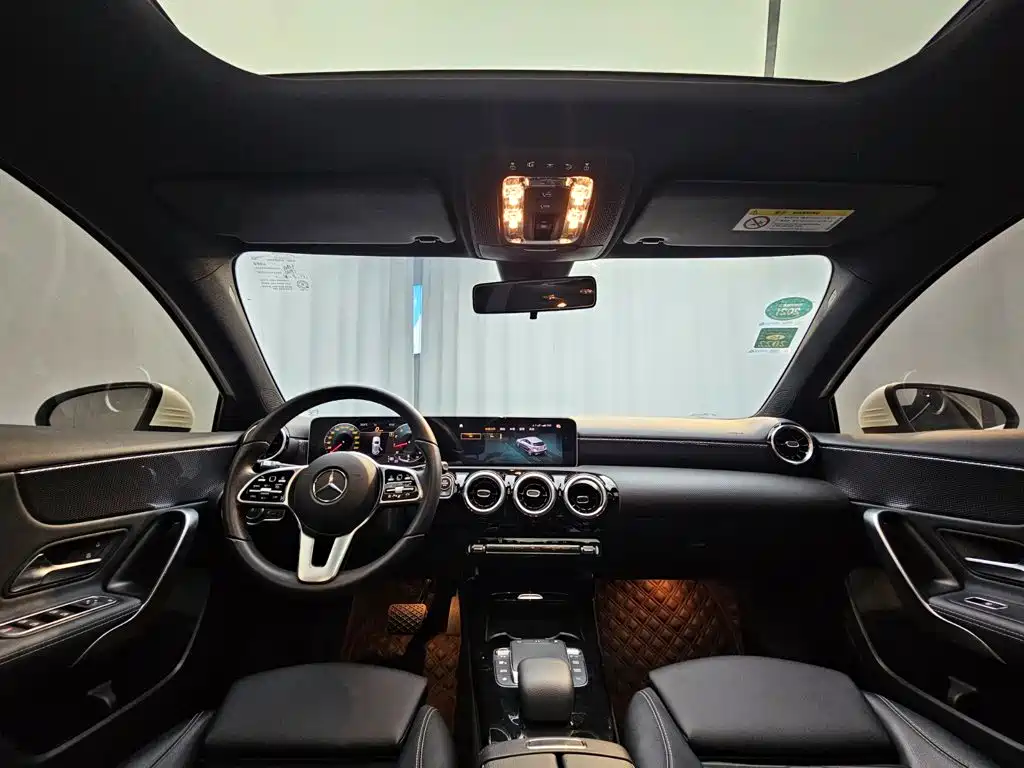 Mercedes-Benz A-Class (Import) — миниатюра 9