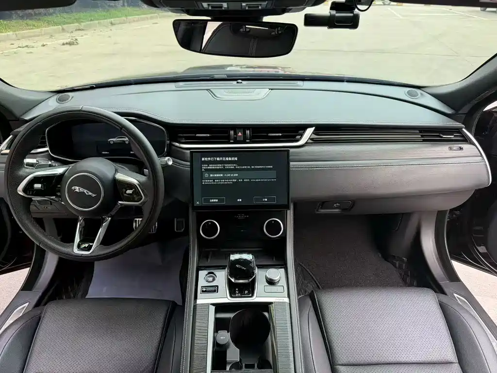 Jaguar XFL 2021 XFL 2.0T P250 Sport