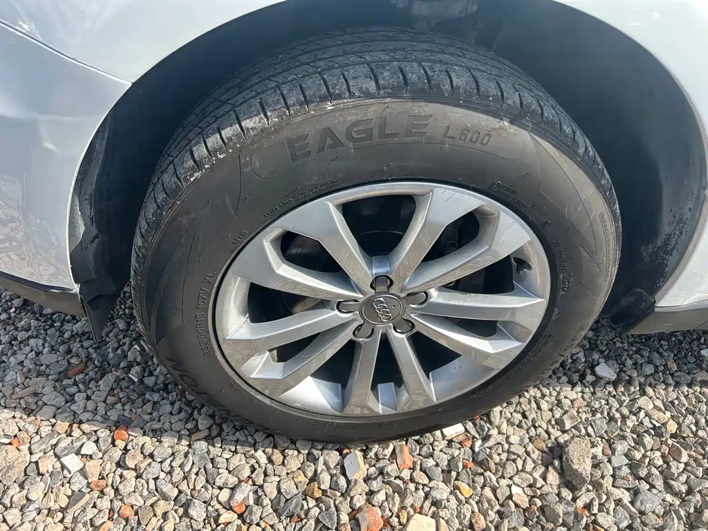 Audi Q5 — миниатюра 5