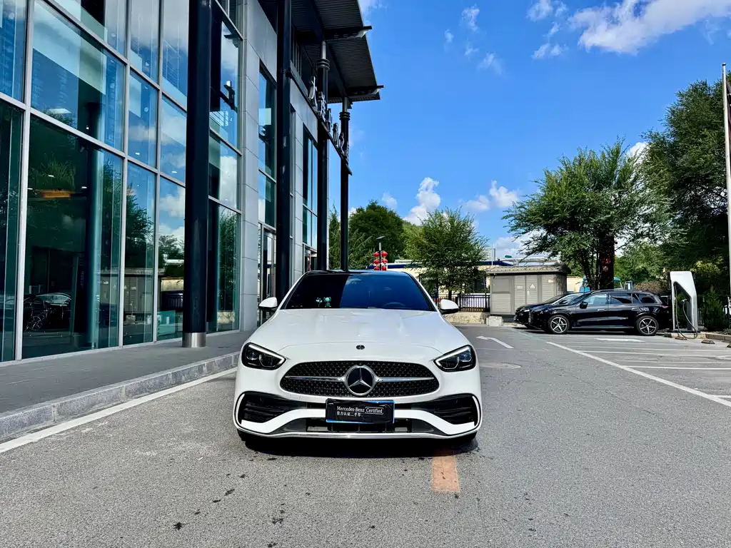 Mercedes-Benz C-Class — миниатюра 4