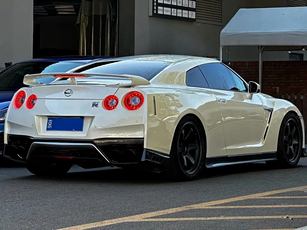 Nissan GT-R 2017 3.8T Flagship