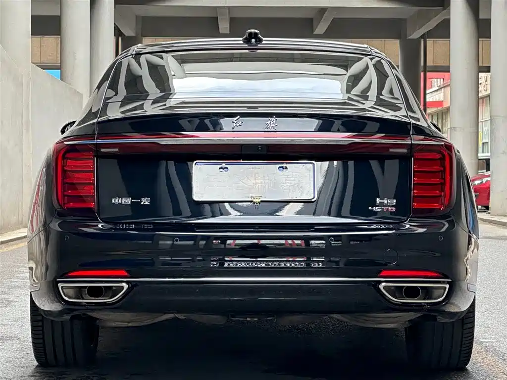 Hongqi H9 2025 2.0T Luxury 5 мест