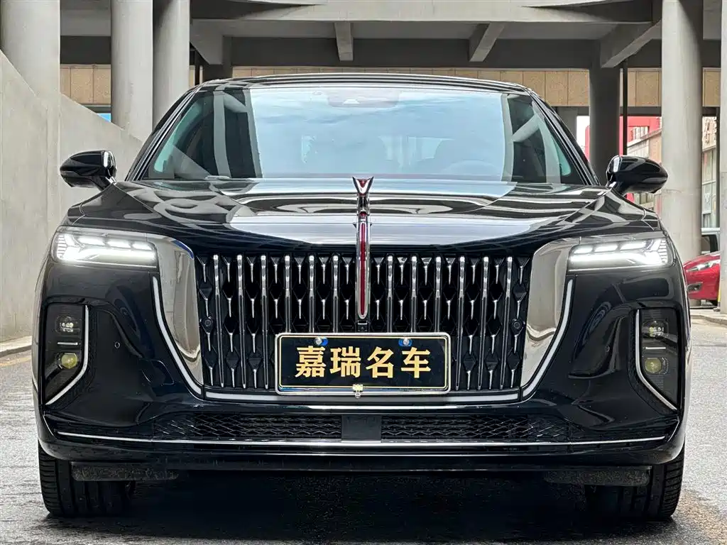 Hongqi H9 2025 2.0T Luxury 5 мест