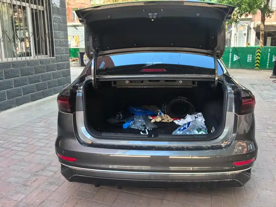 Geely Emgrand — миниатюра 4