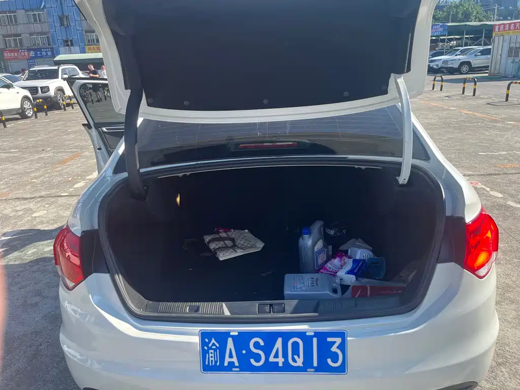 Citroen C4L — миниатюра 16
