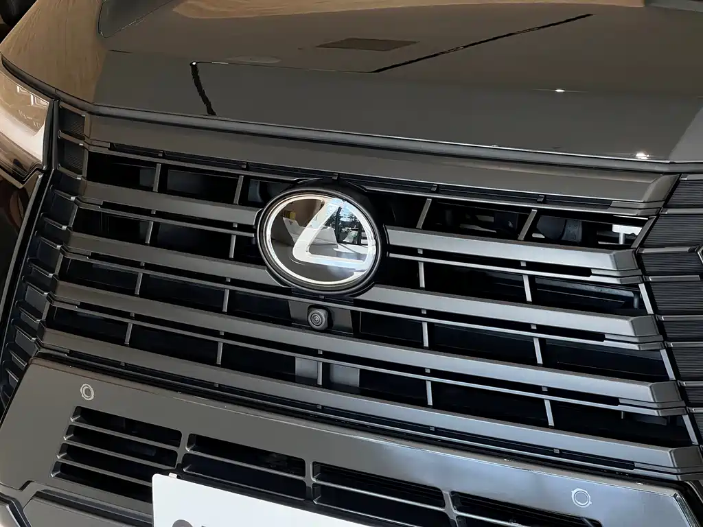 Lexus GX — миниатюра 2