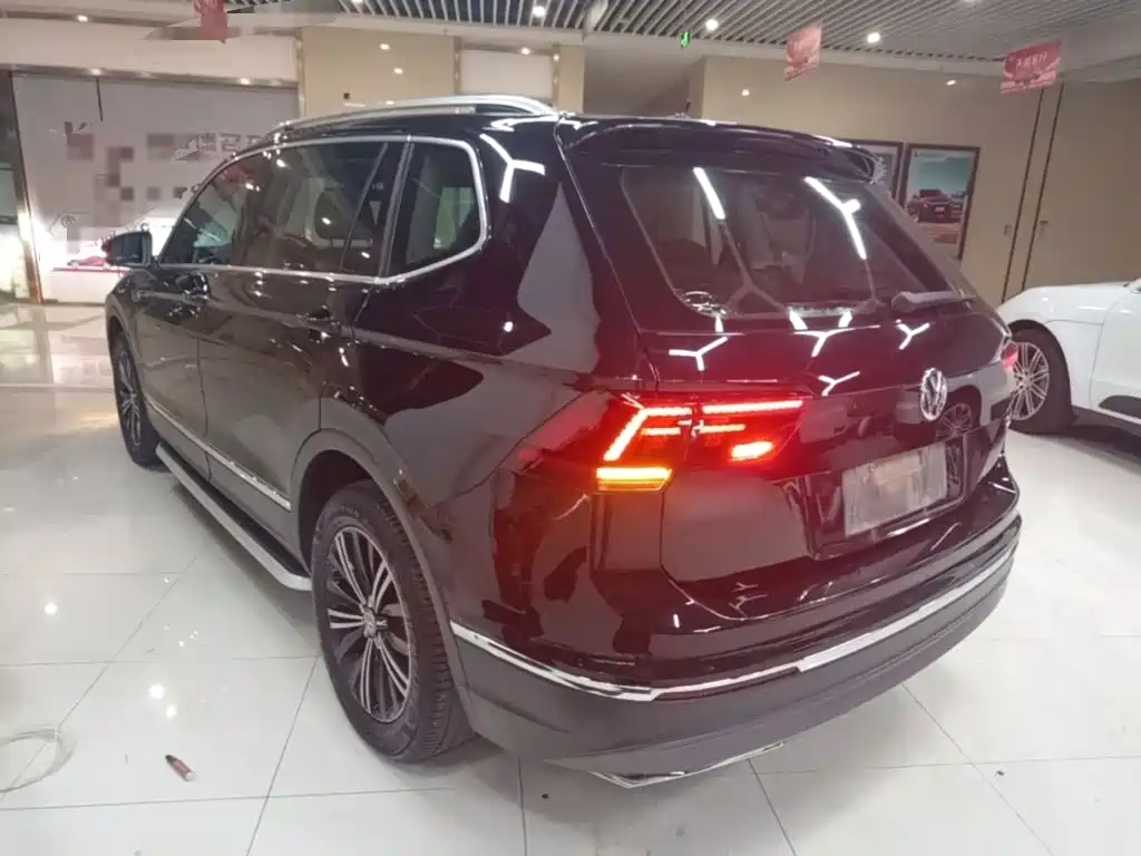 Volkswagen Tiguan L — миниатюра 5