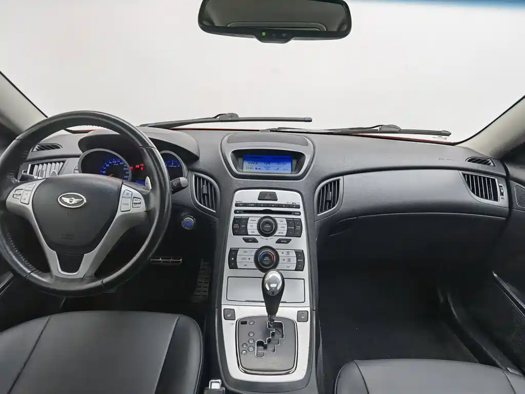 Hyundai Genesis Coupe — миниатюра 5