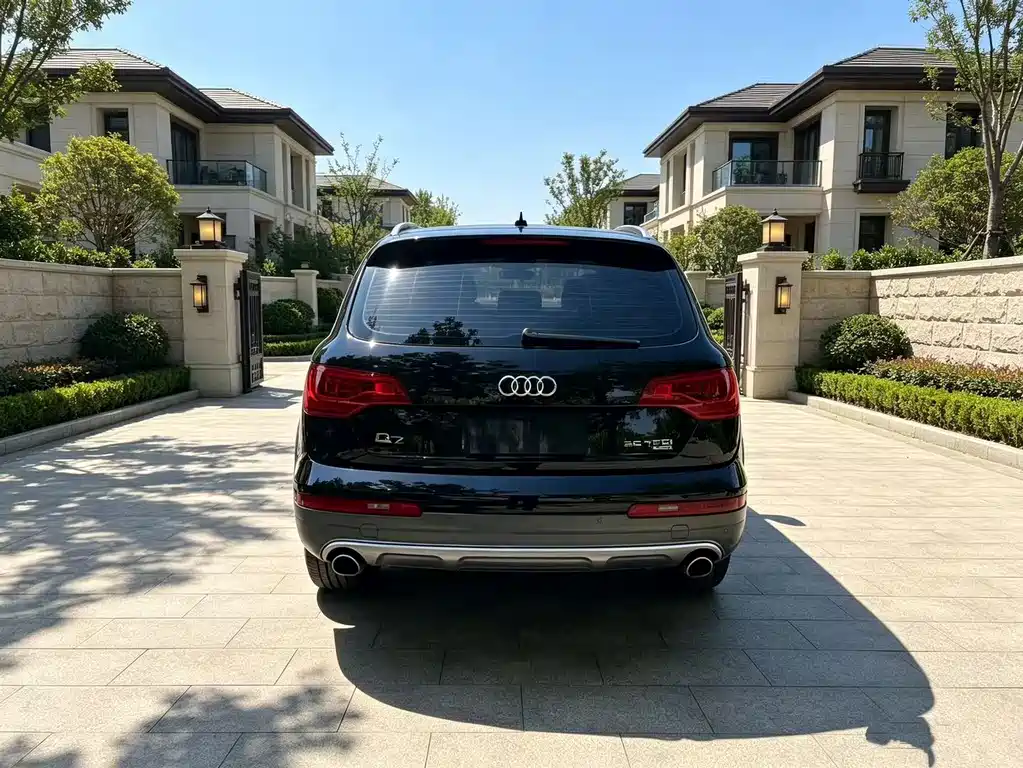 Audi Q7 — миниатюра 8