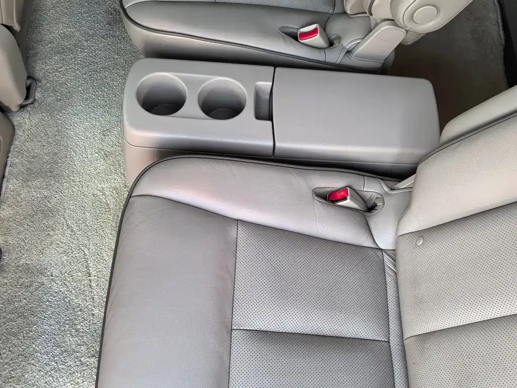 Nissan Quest — миниатюра 17