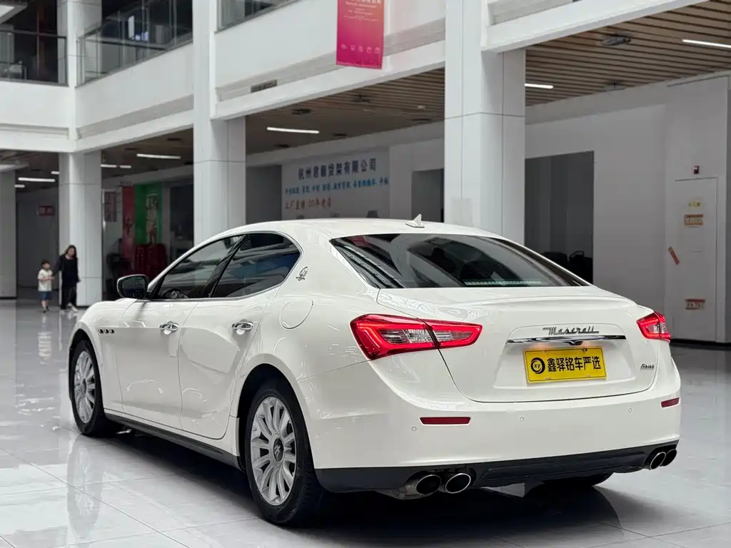 Maserati Ghibli — миниатюра 7