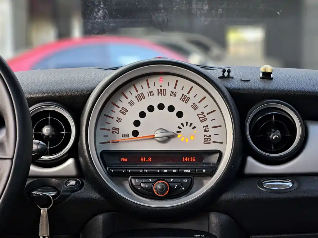 MINI Mini Clubman — миниатюра 17