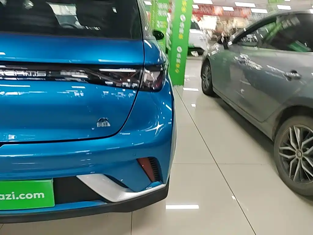 BYD Dolphin — миниатюра 8