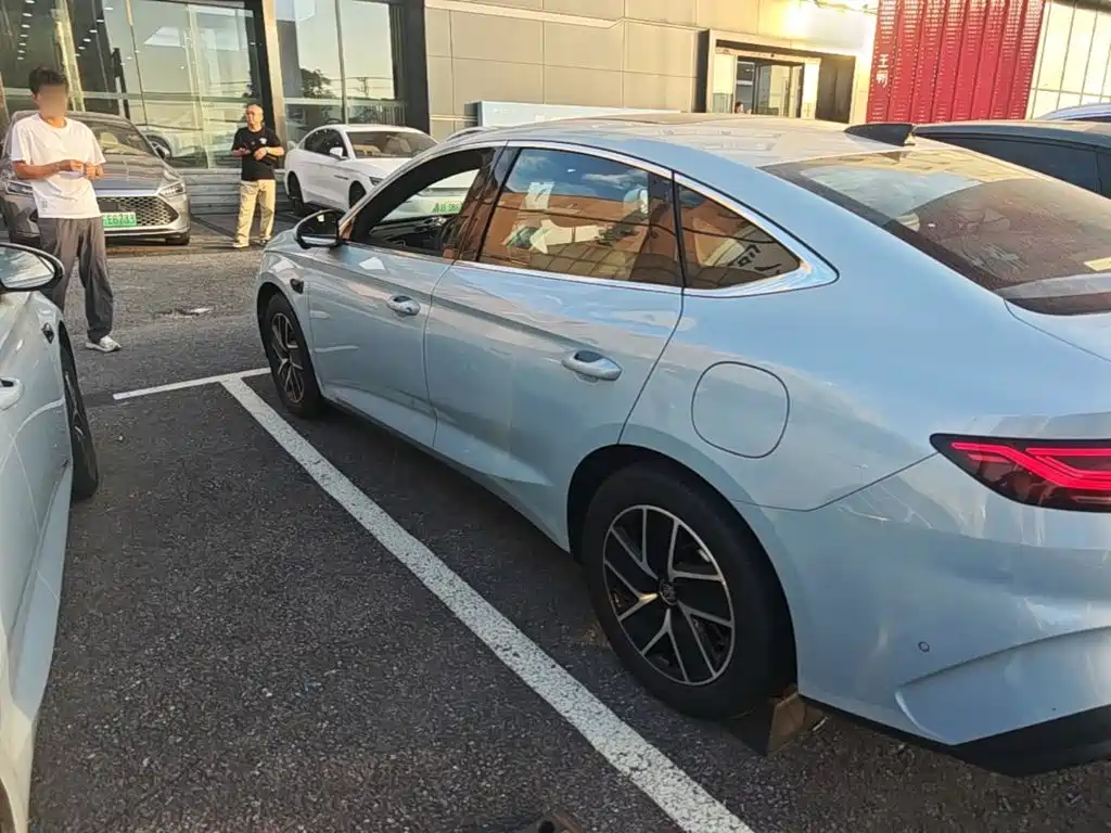 BYD Qin L — миниатюра 5