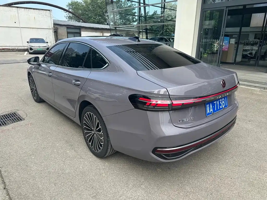 Volkswagen Passat — миниатюра 3