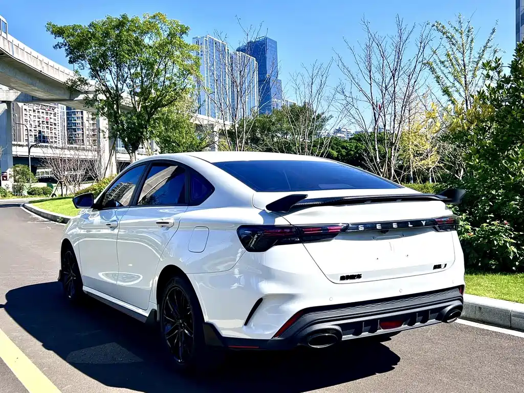 Geely Binrui — миниатюра 10
