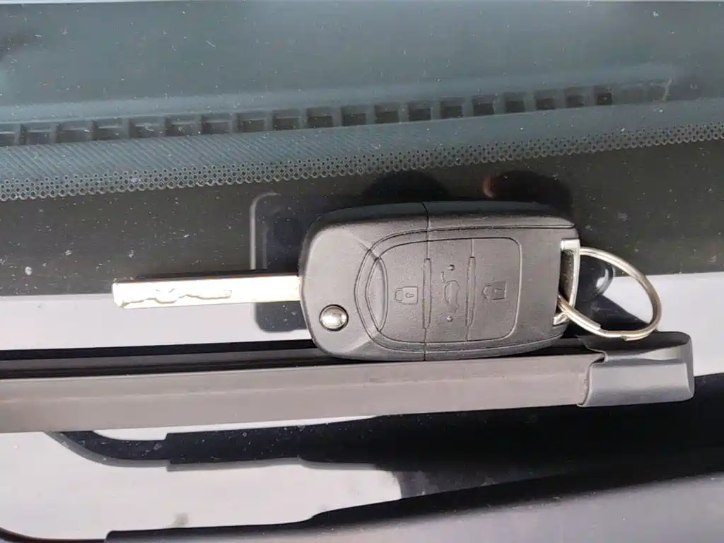 Wuling MINIEV — миниатюра 9
