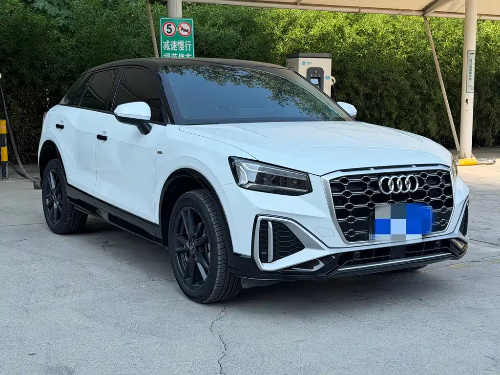 Audi Q2L — миниатюра 3