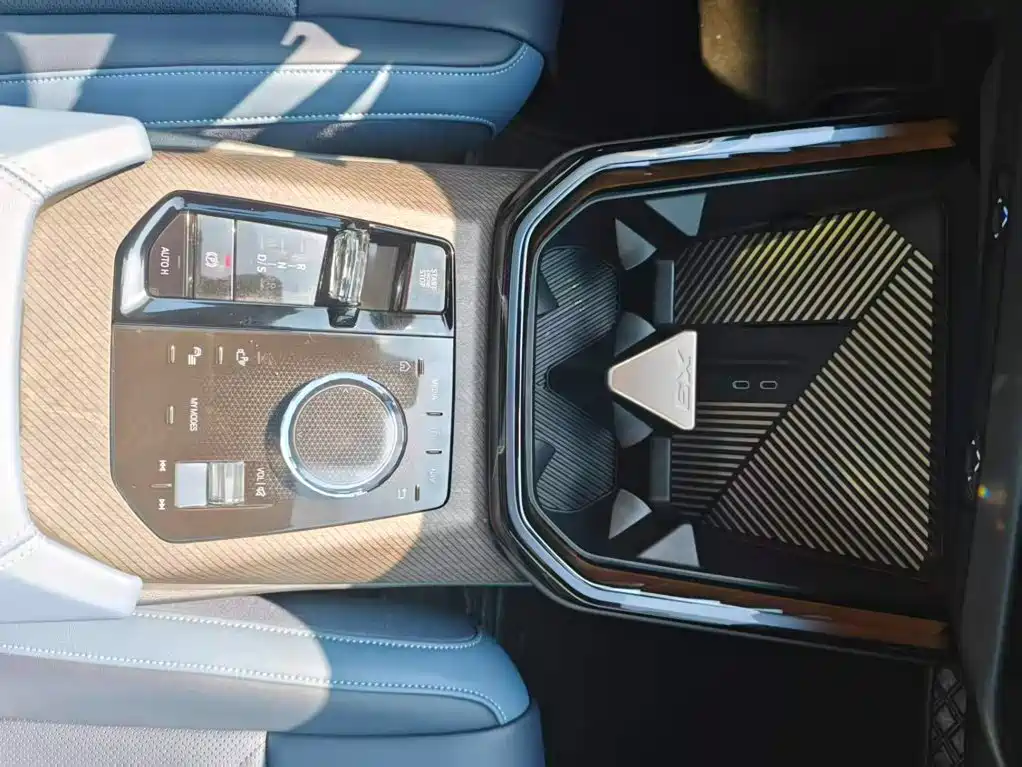 BMW X3 — миниатюра 13