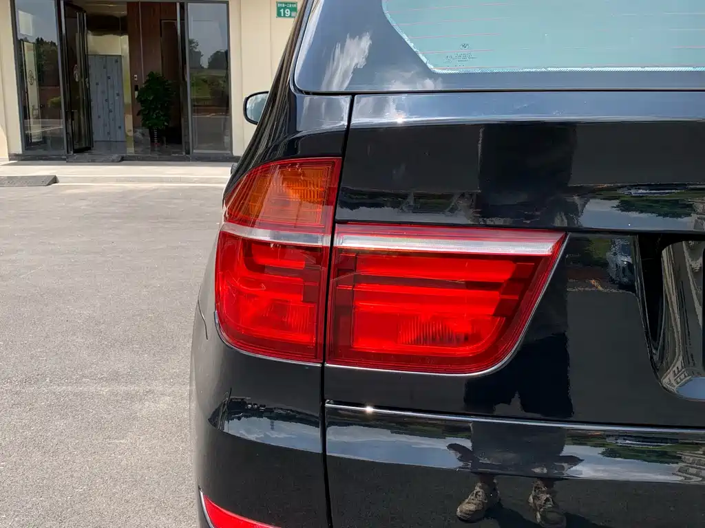 BMW X5 (Import) — миниатюра 12
