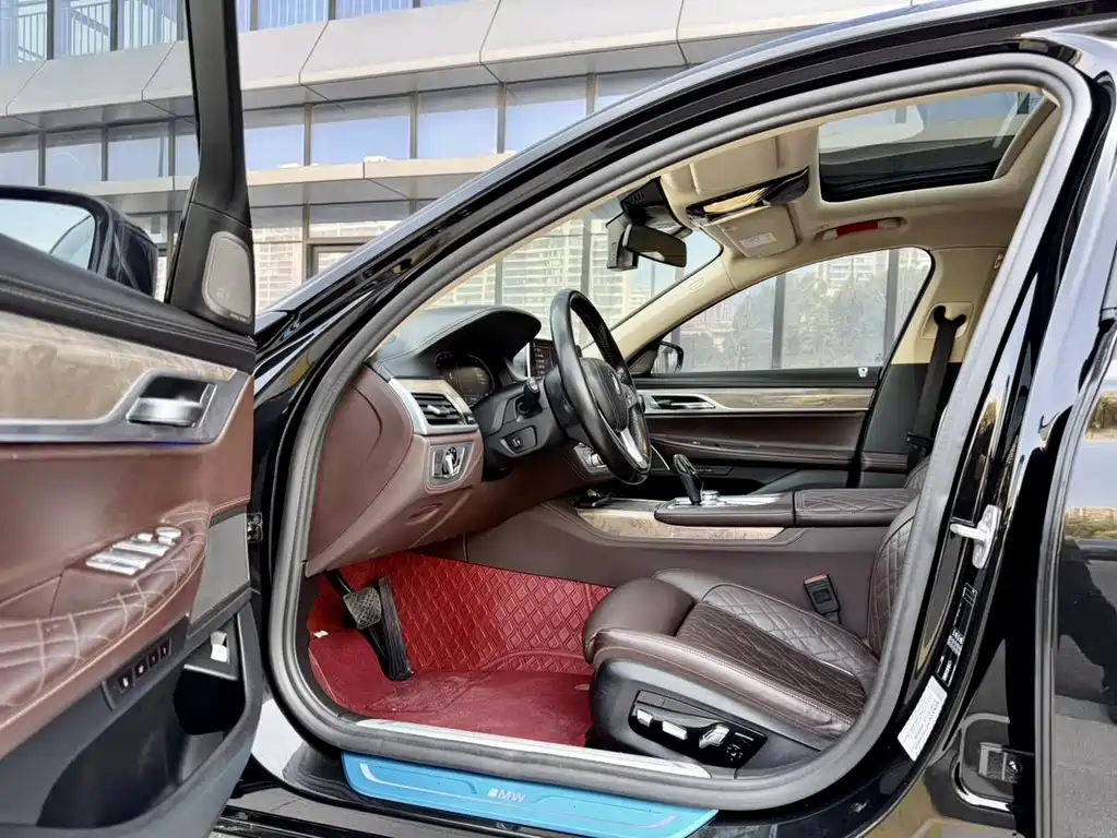 BMW 7 Series 7 2019 740Li Lead Luxury