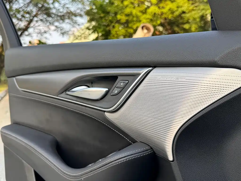 Cadillac CT5 — миниатюра 6