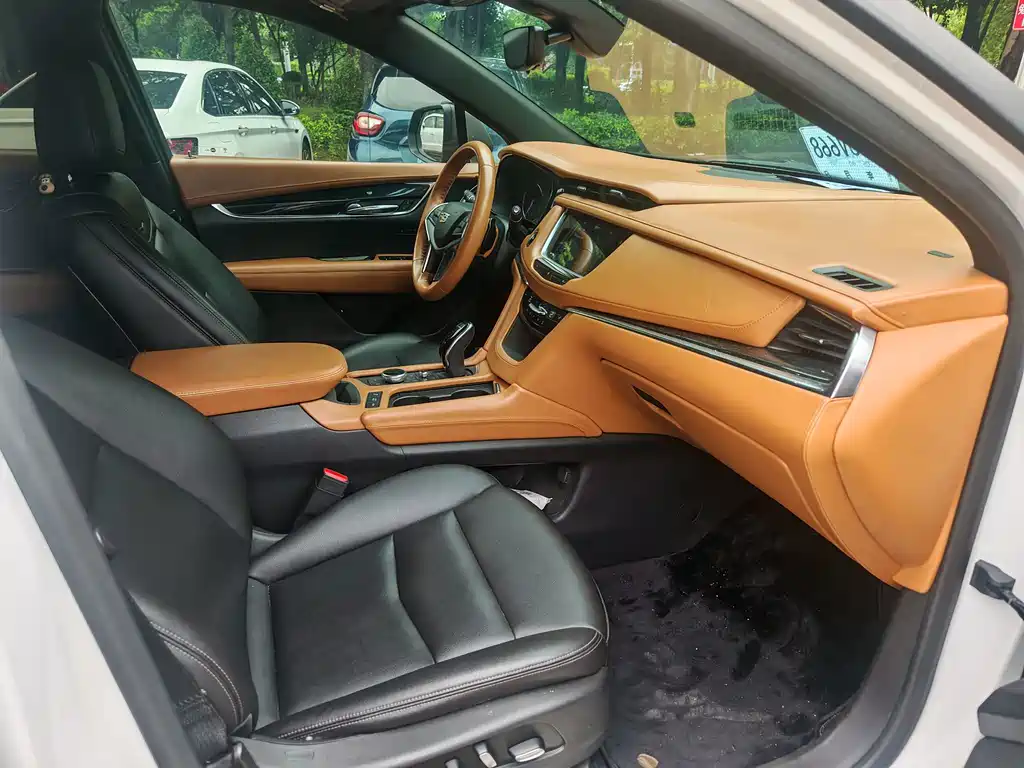 Cadillac XT5 — миниатюра 6