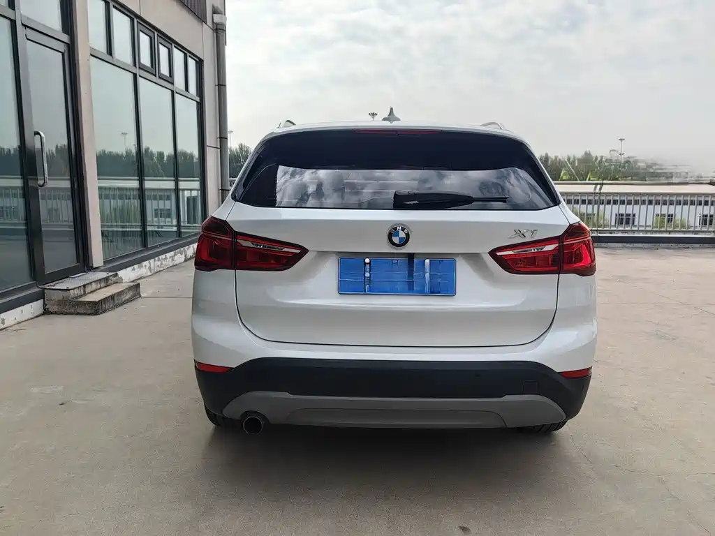 BMW X1 — миниатюра 9