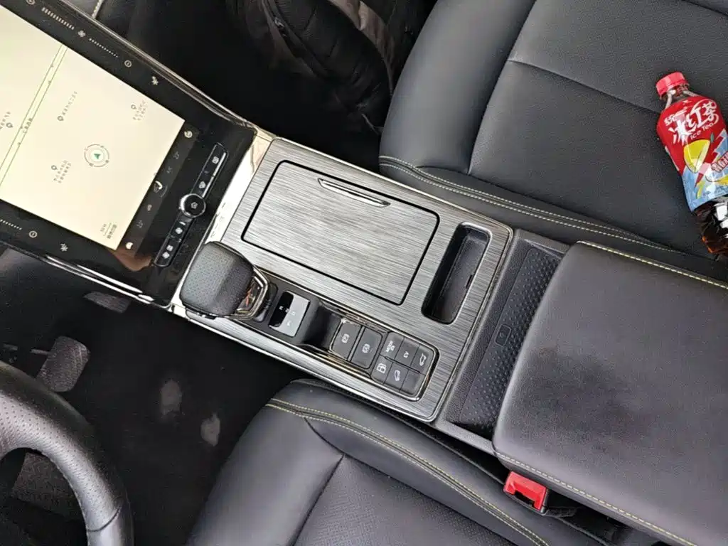 Roewe RX5 New Energy — миниатюра 14