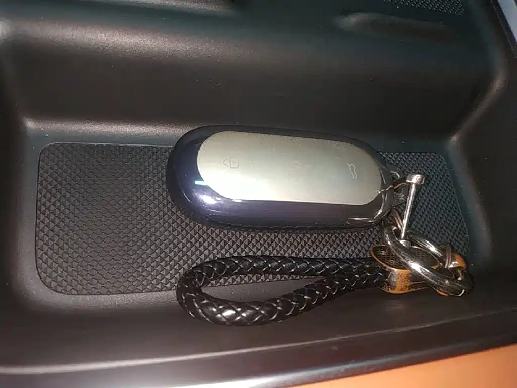 Li Auto Li L6 — миниатюра 9