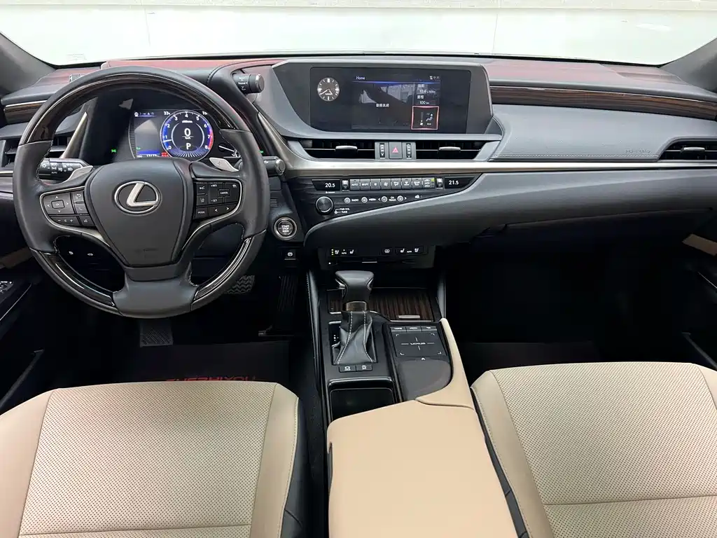 Lexus ES — миниатюра 12