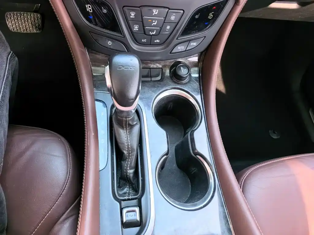 Buick Envision Plus — миниатюра 14