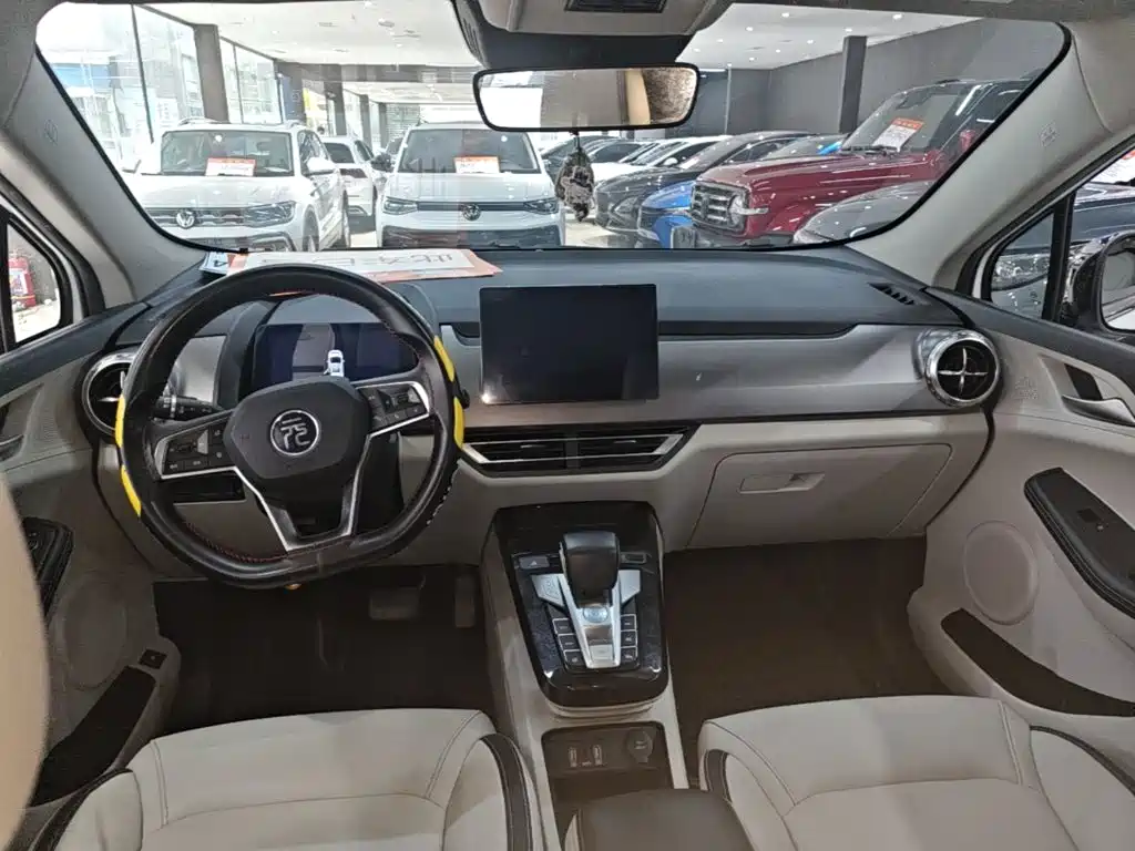 BYD Yuan Pro — миниатюра 10