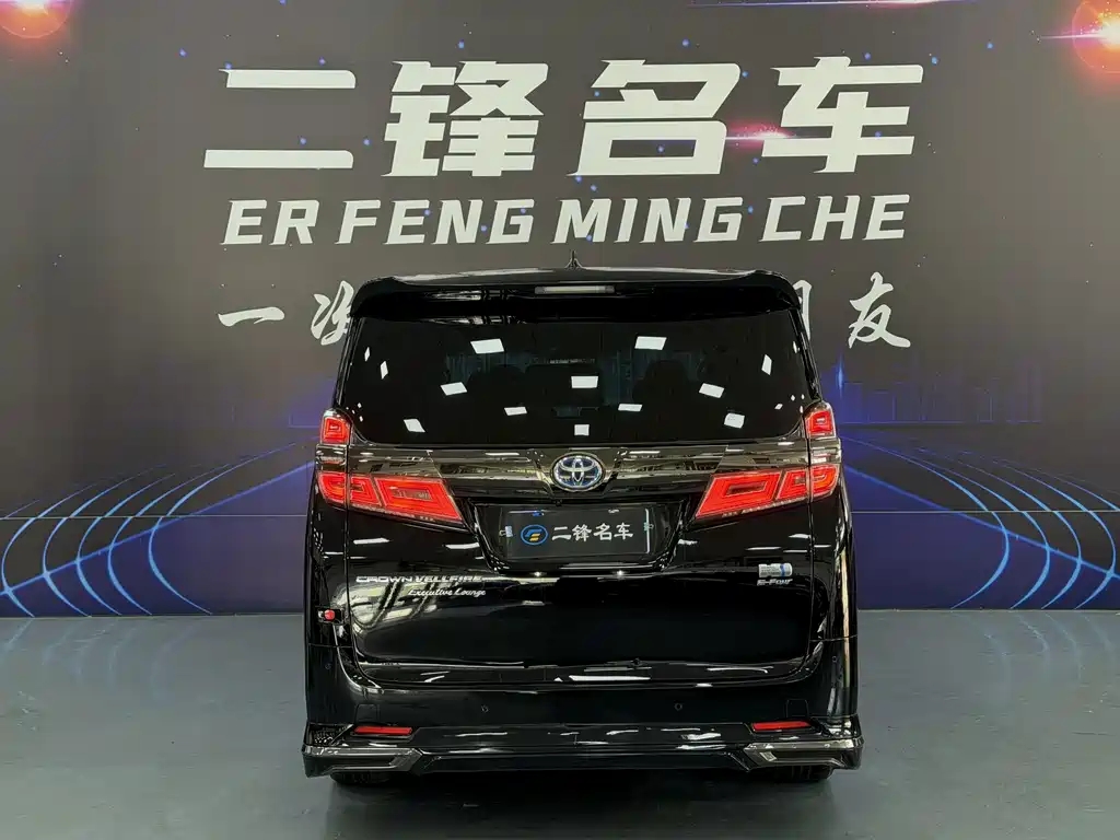 Toyota Vellfire — миниатюра 5