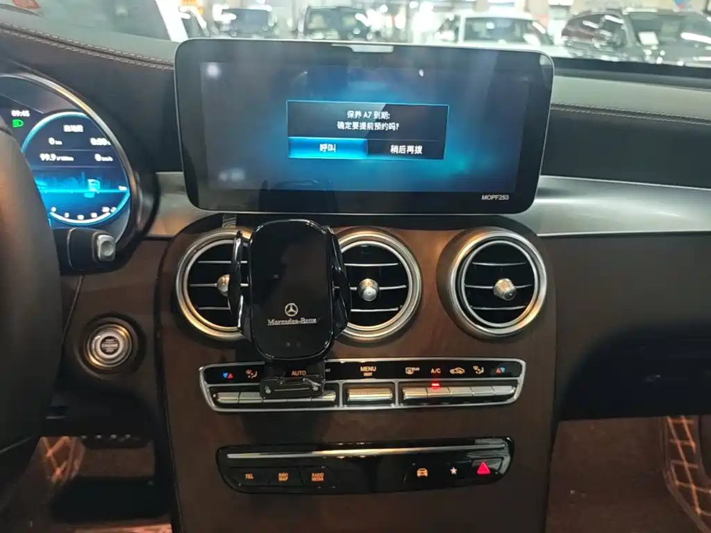 Mercedes-Benz GLC — миниатюра 13