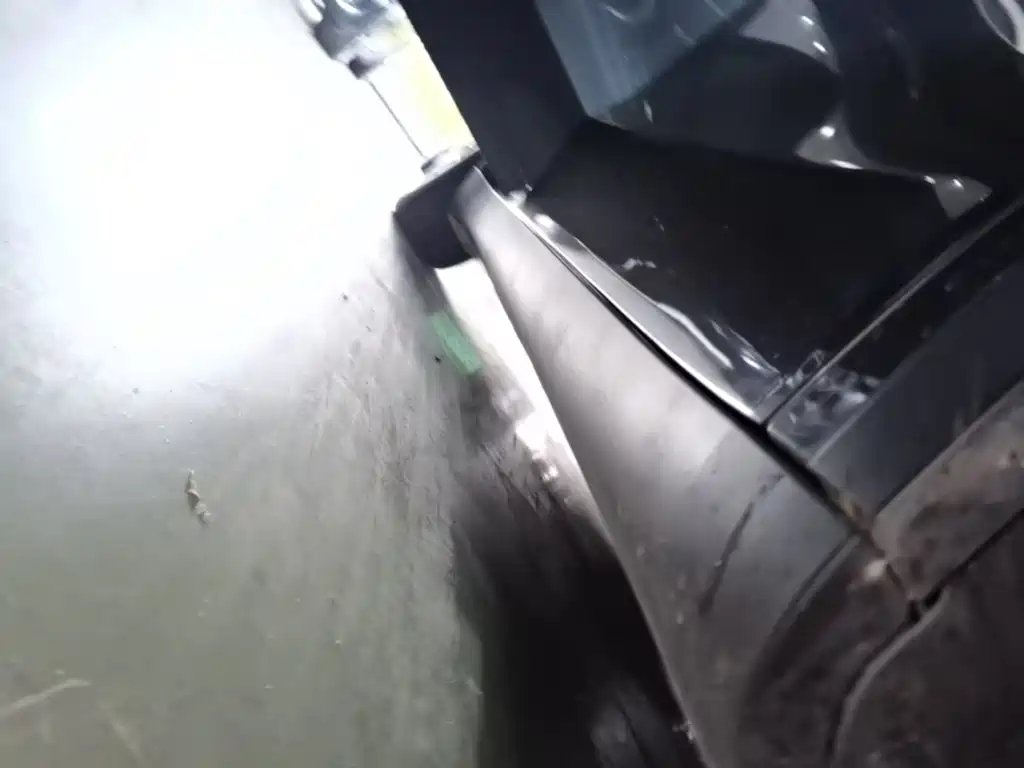 Tesla Model Y — миниатюра 21