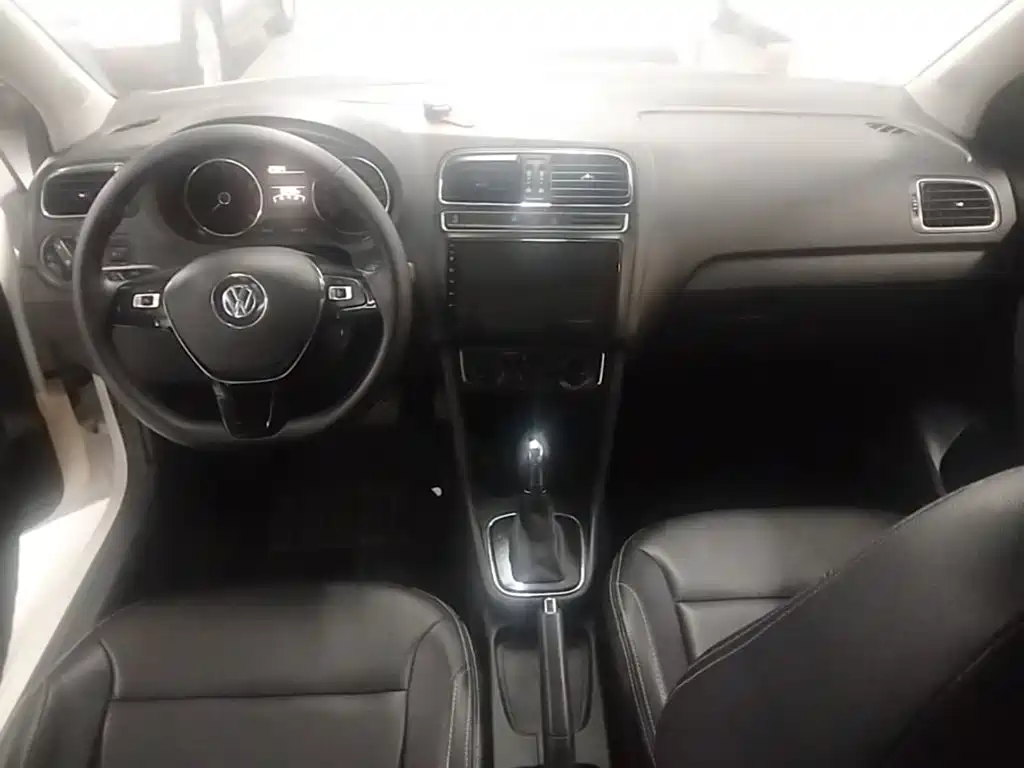 Volkswagen Polo — миниатюра 10