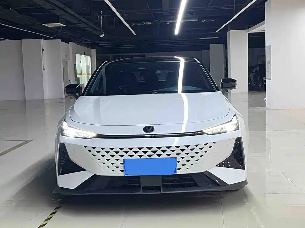 Changan UNI-V — миниатюра 2
