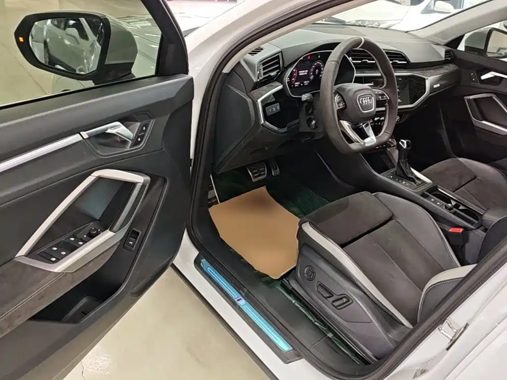 Audi Q3 — миниатюра 16