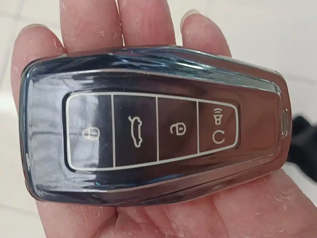Geely Emgrand S — миниатюра 9