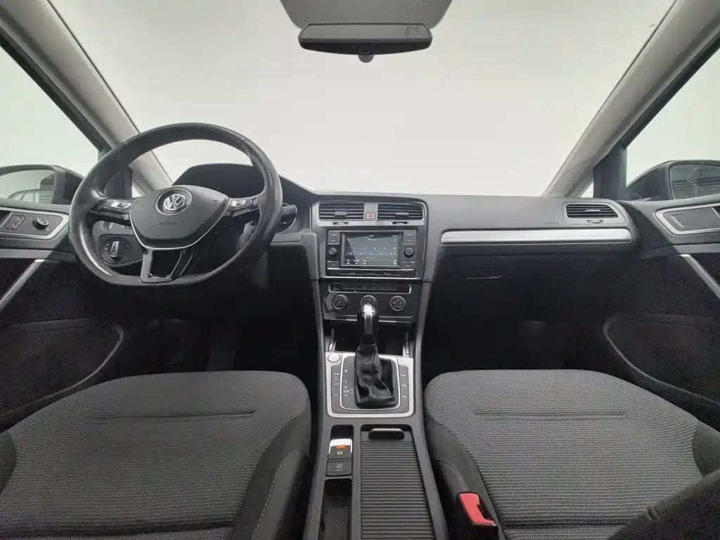 Volkswagen Golf — миниатюра 5